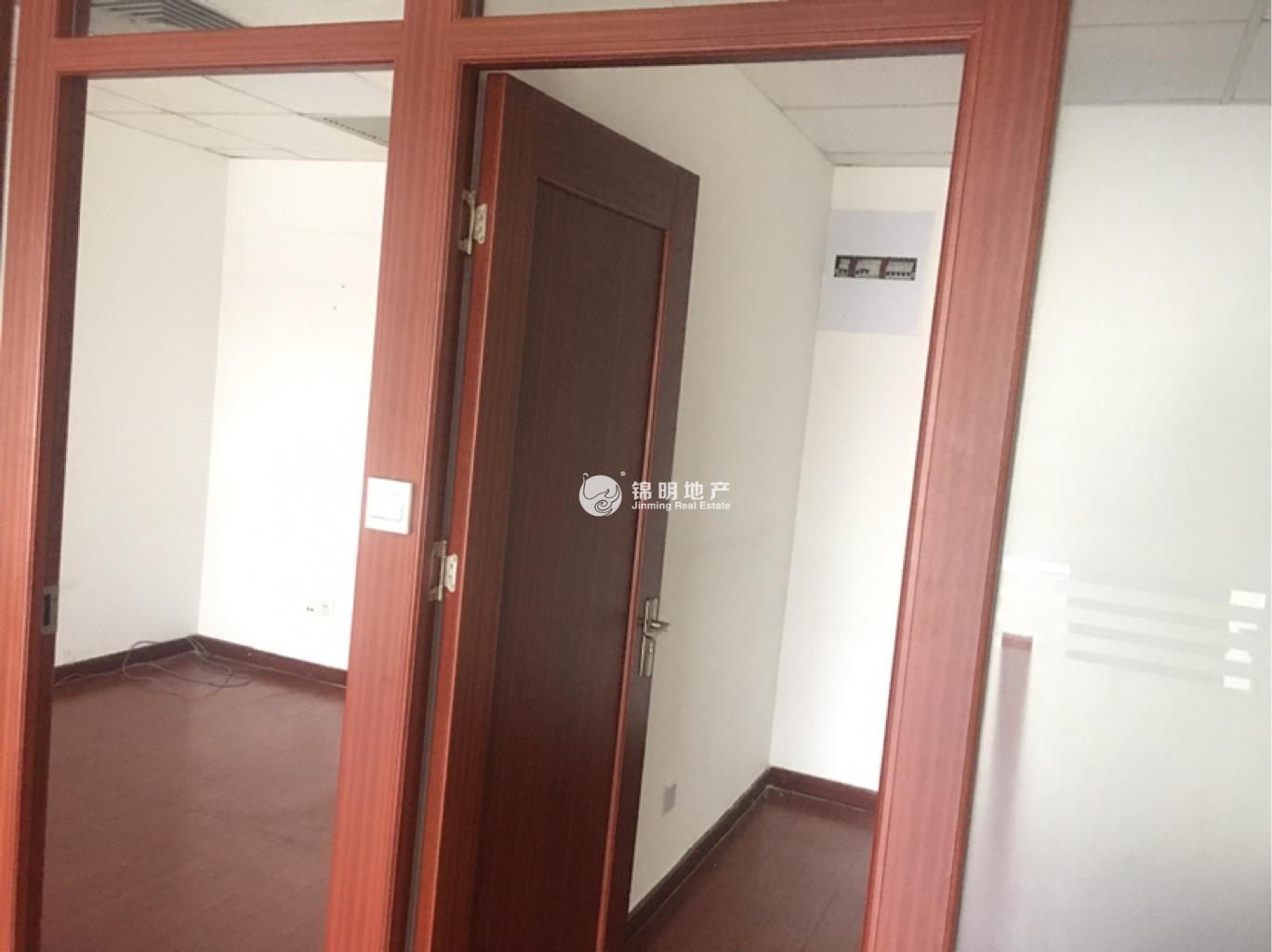 曹杨绿地科创大厦353平米写字楼出租