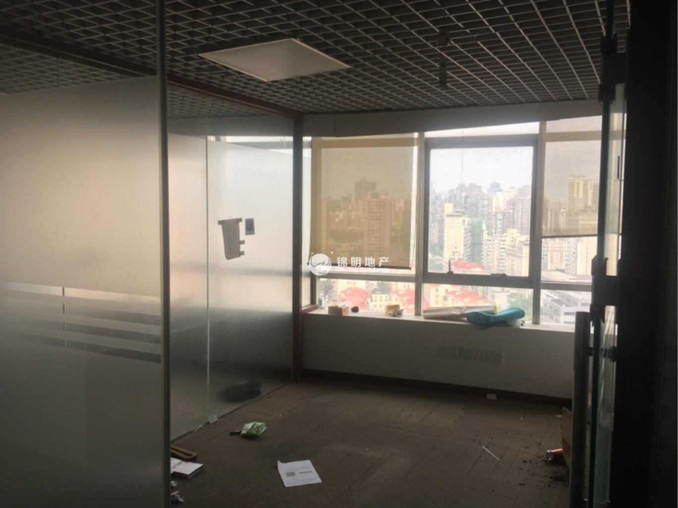 曹杨绿地科创大厦89平米写字楼出租