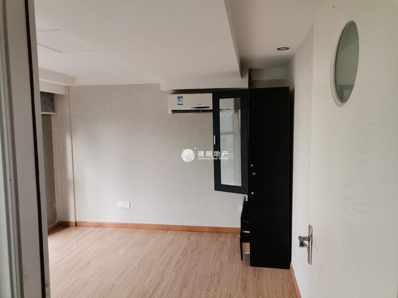 曹杨尚诚国际96平米写字楼出租