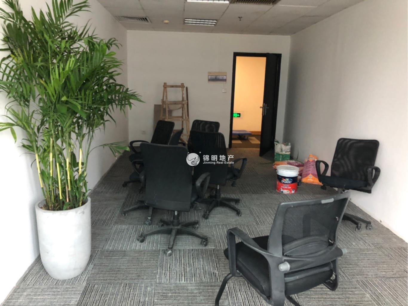 打浦桥金玉兰广场149平米写字楼出租