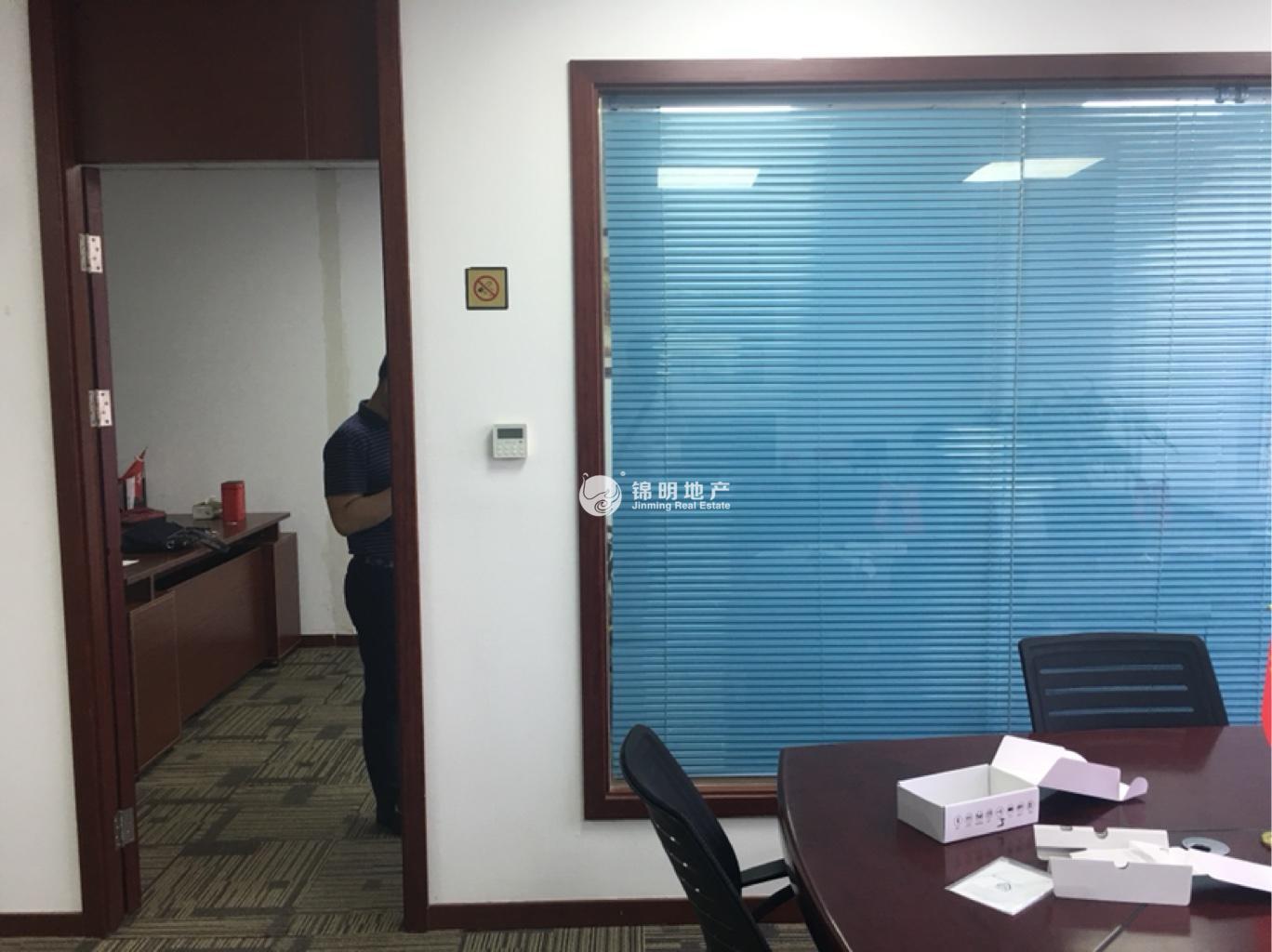 长寿路宝华大厦93平米写字楼出租