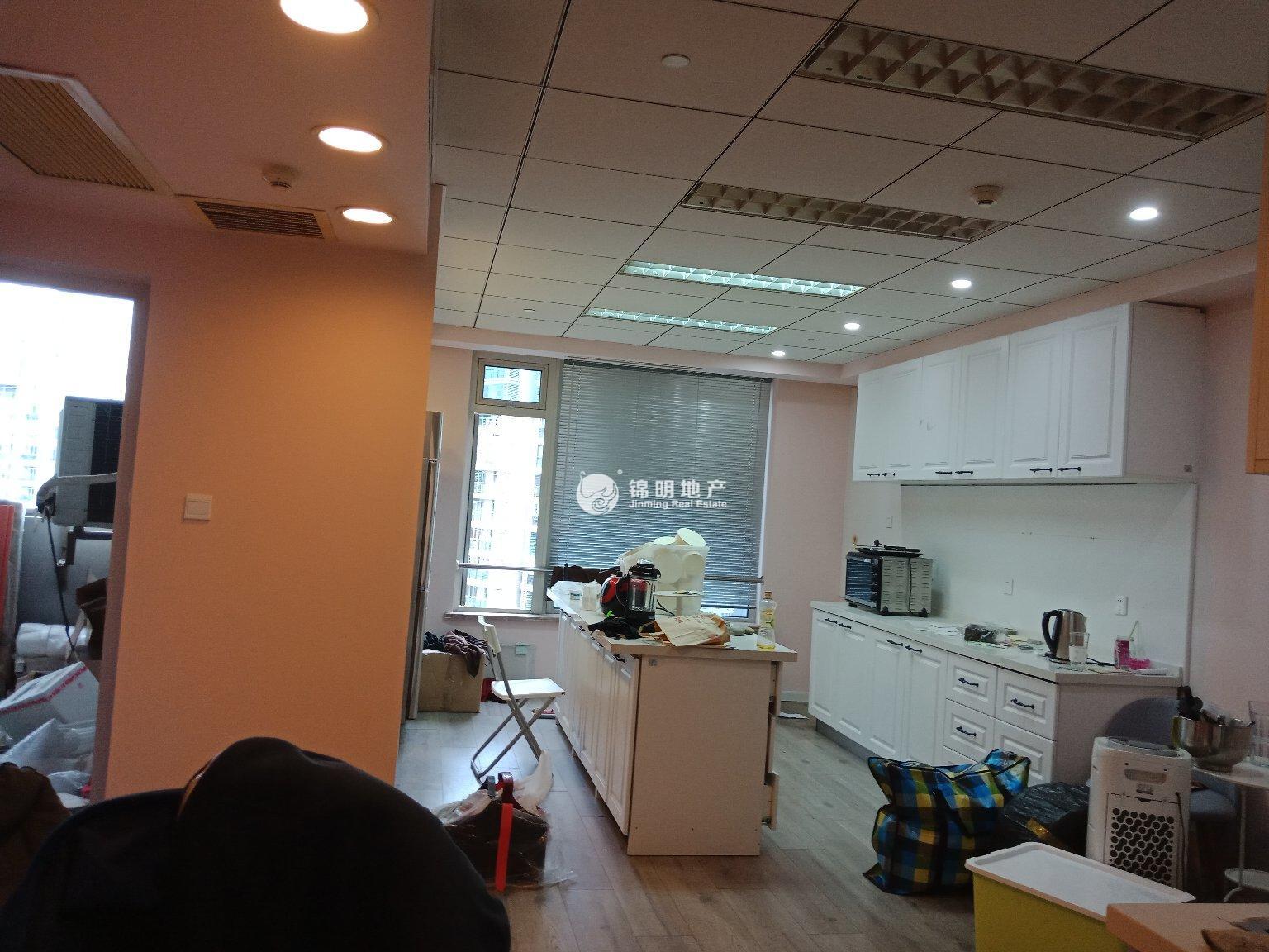 徐家汇嘉汇国际广场63平米写字楼出租