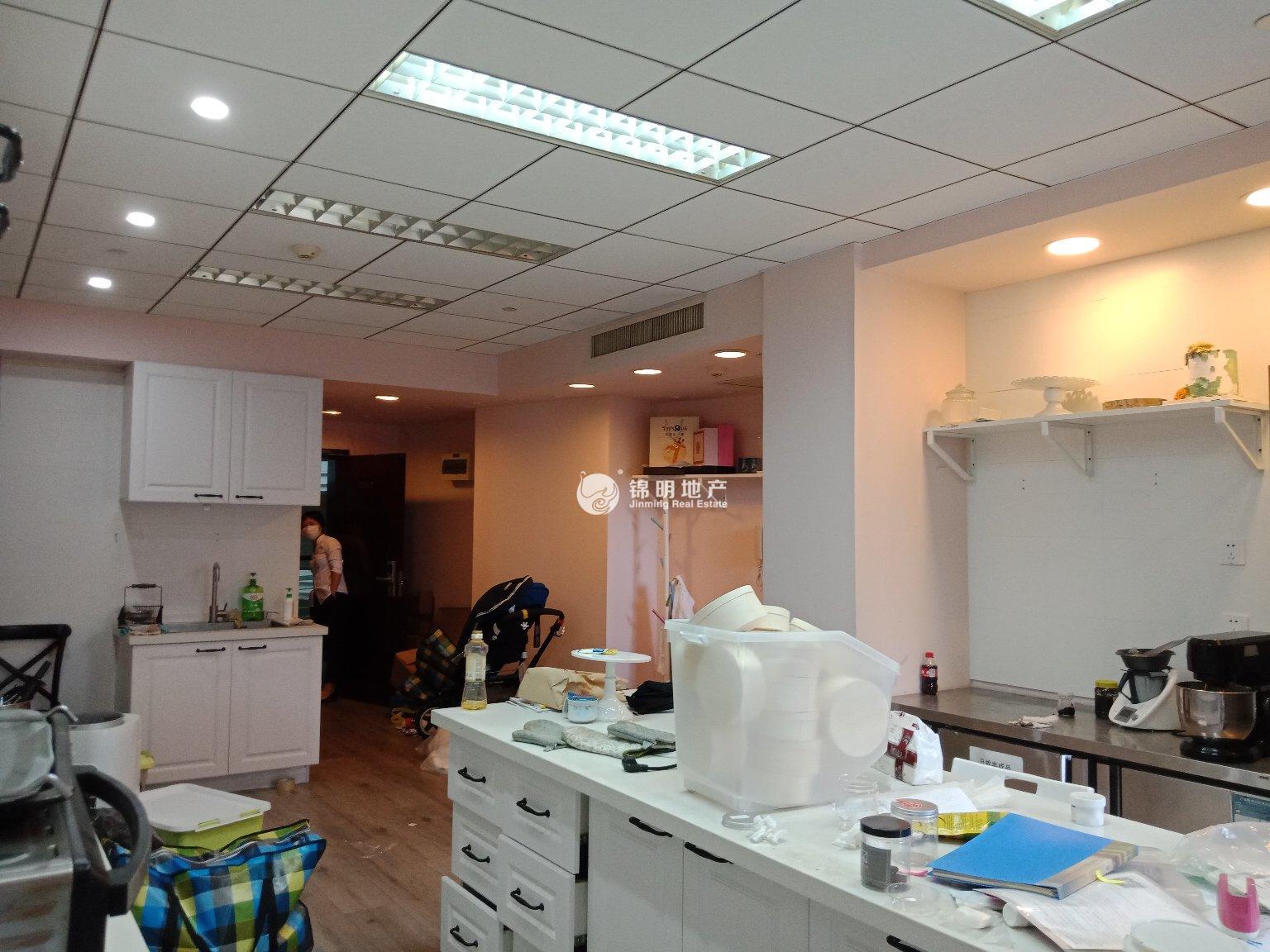 徐家汇嘉汇国际广场63平米写字楼出租