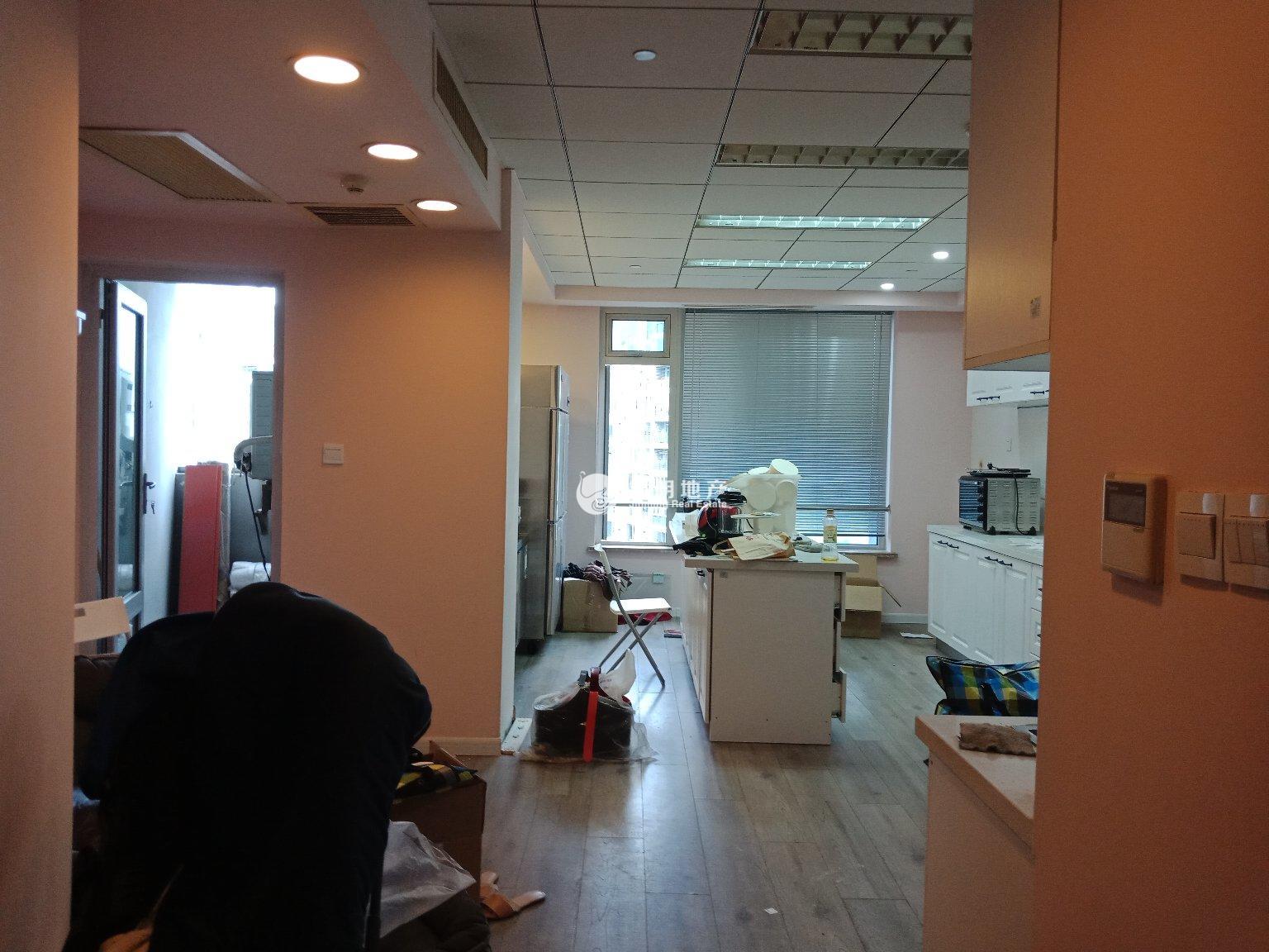 徐家汇嘉汇国际广场63平米写字楼出租