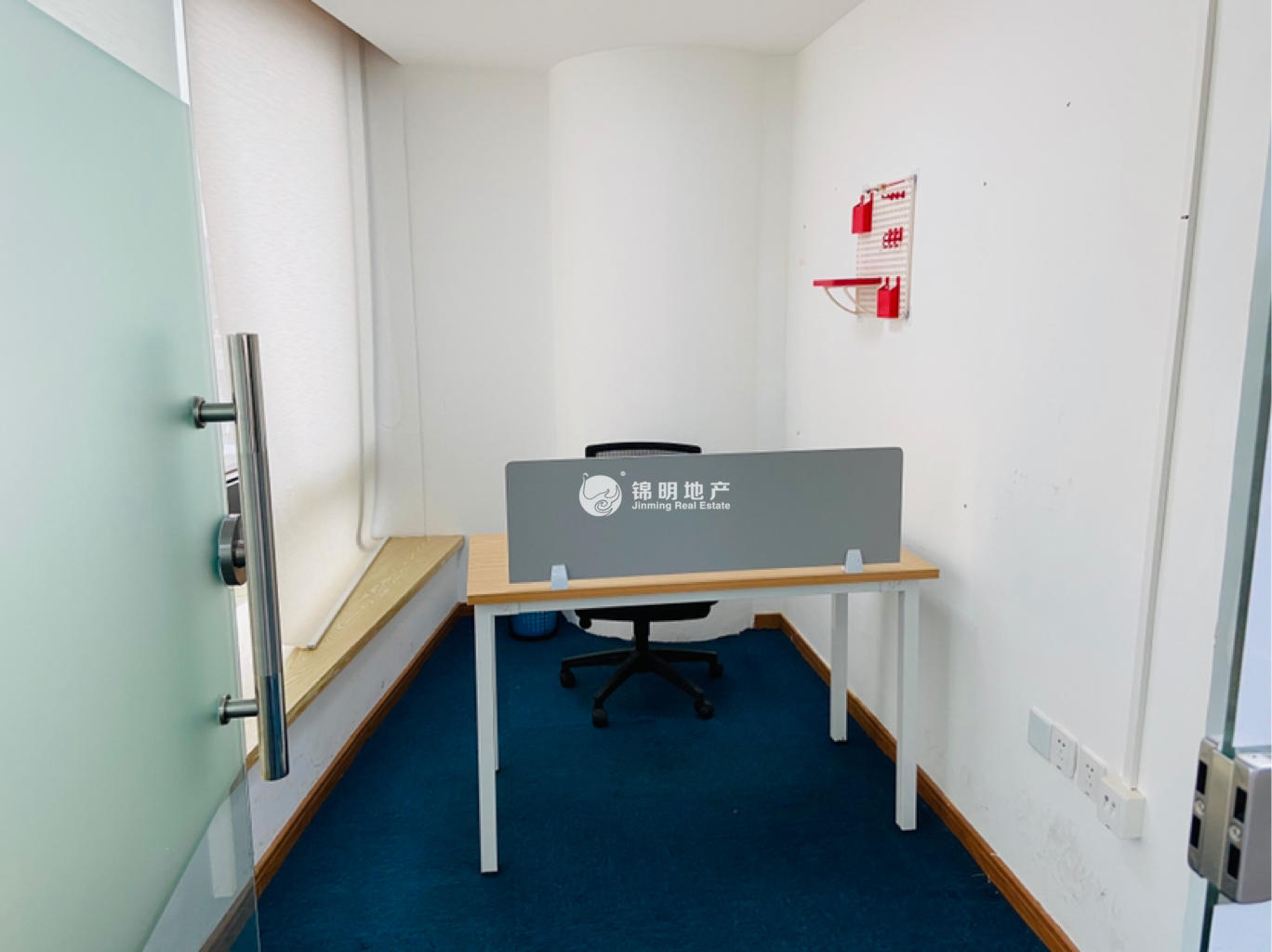 静安寺环球世界大厦117平米写字楼出租