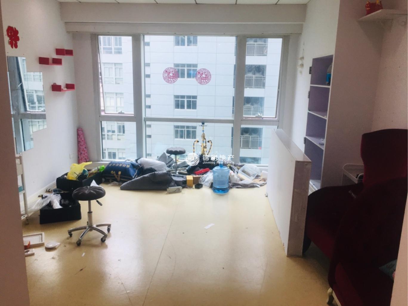 长寿路财富时代大厦45平米写字楼出租