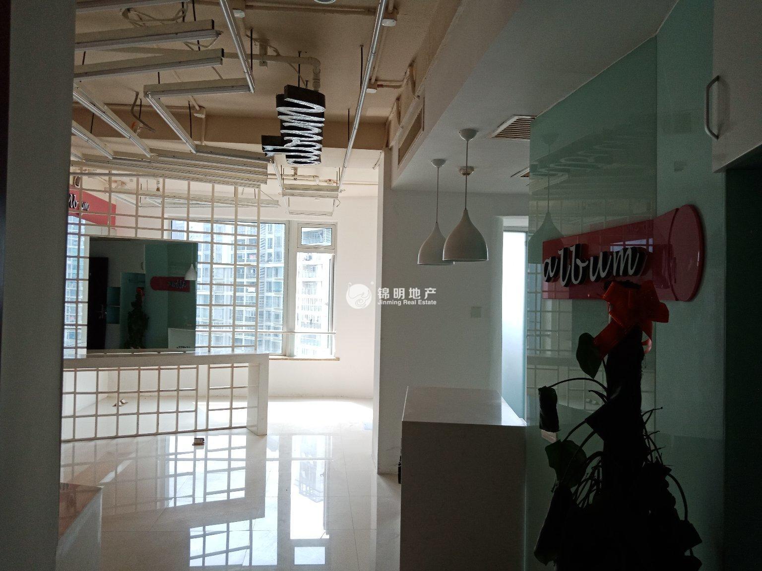 徐家汇嘉汇国际广场63平米写字楼出租