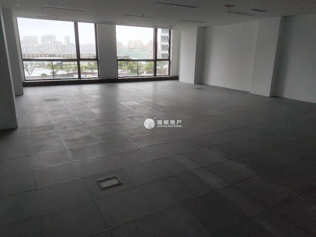 北外滩绿地北外滩中心151平米写字楼出租