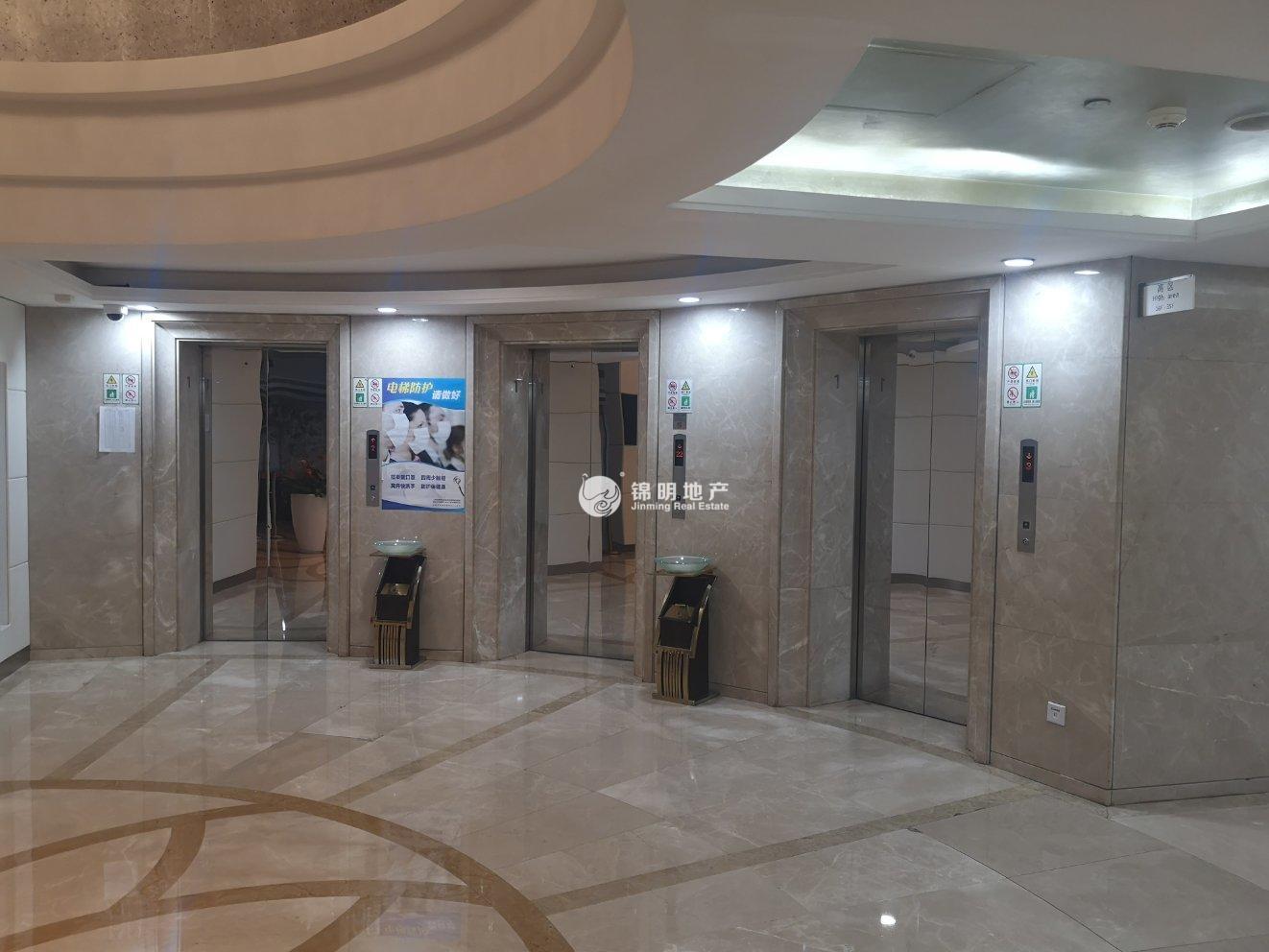 徐家汇嘉汇国际广场63平米写字楼出租