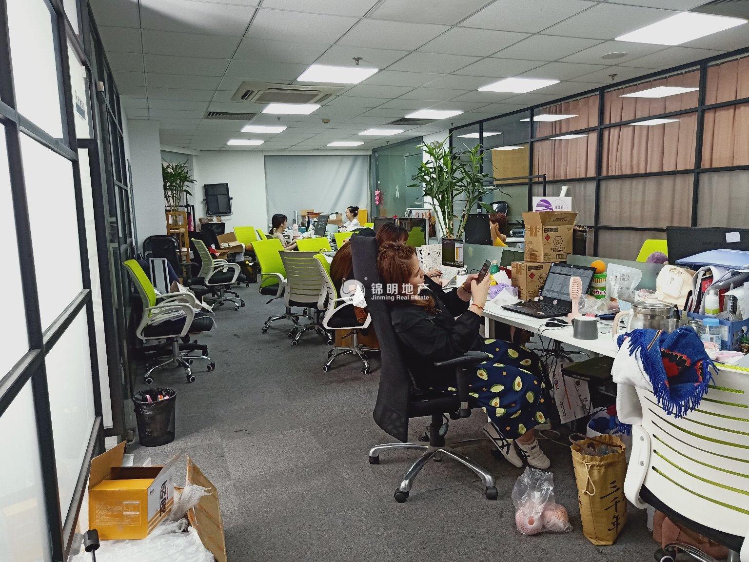 曹杨绿地科创大厦189平米写字楼出租