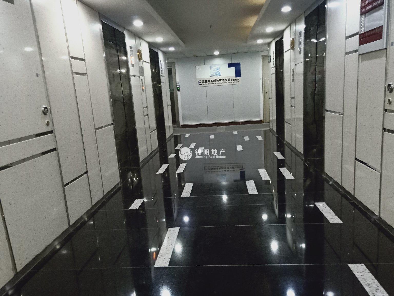 曹杨绿地科创大厦189平米写字楼出租