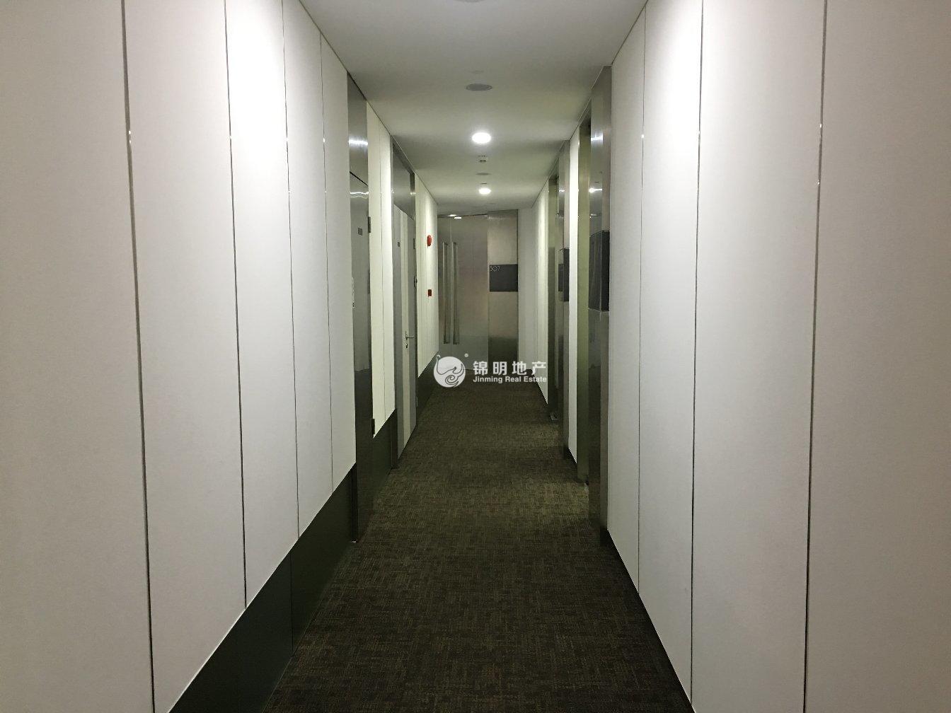 世博滨江绿地海外滩202平米写字楼出租