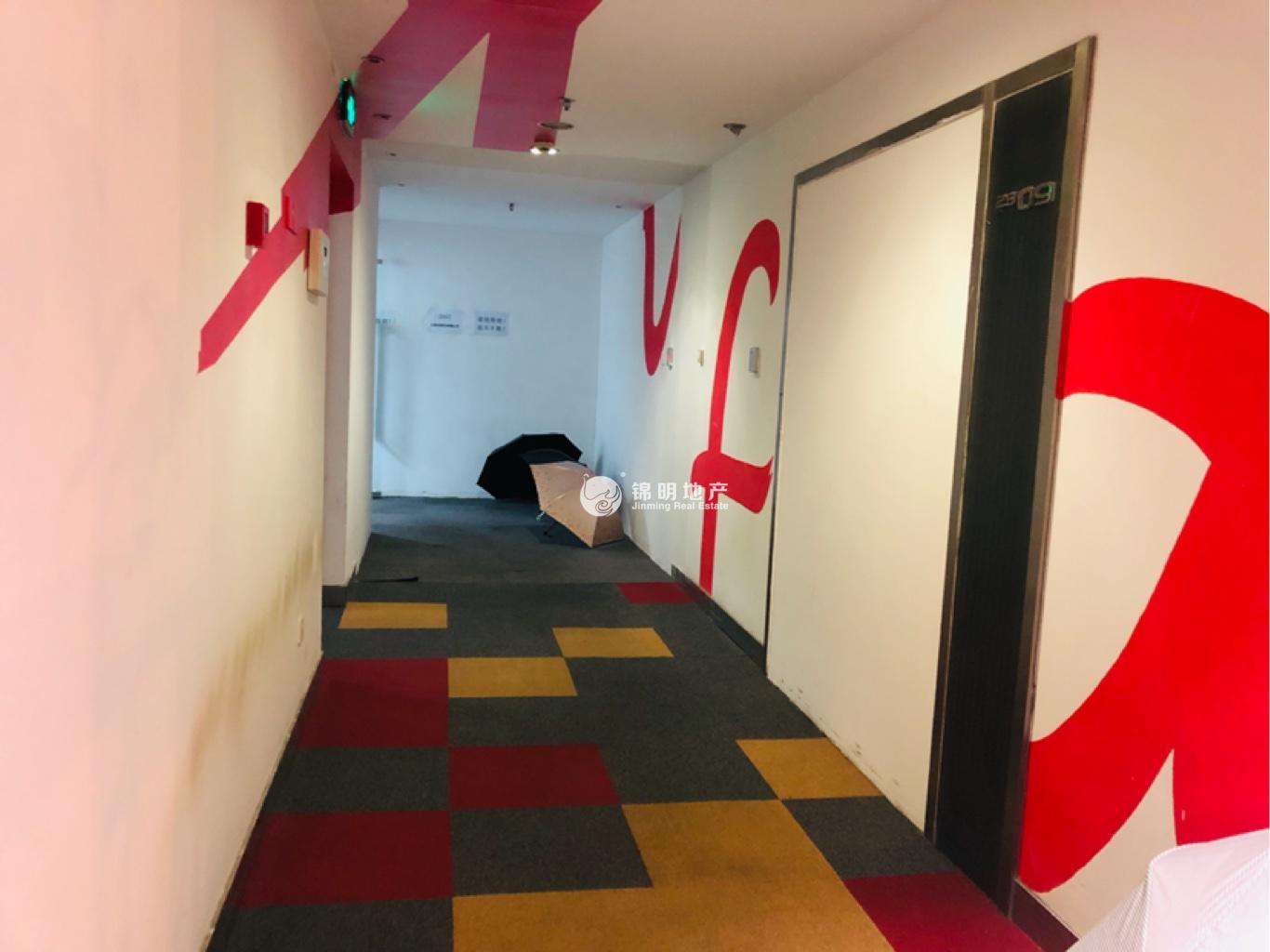 莘庄绿地蓝海94平米写字楼出租