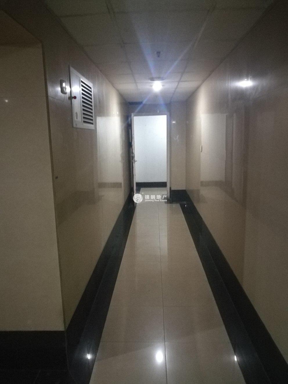 曹杨绿洲广场78平米写字楼出租