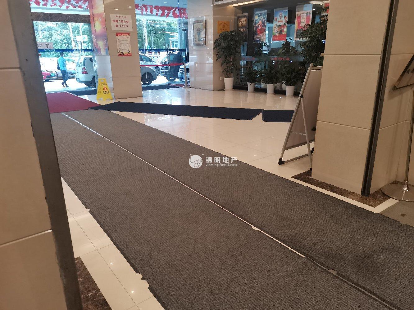 人民广场申鑫大厦195平米写字楼出租