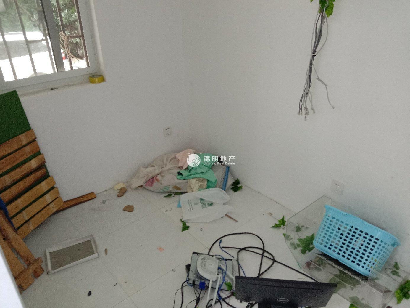 中山公园长峰大厦120平米写字楼出租