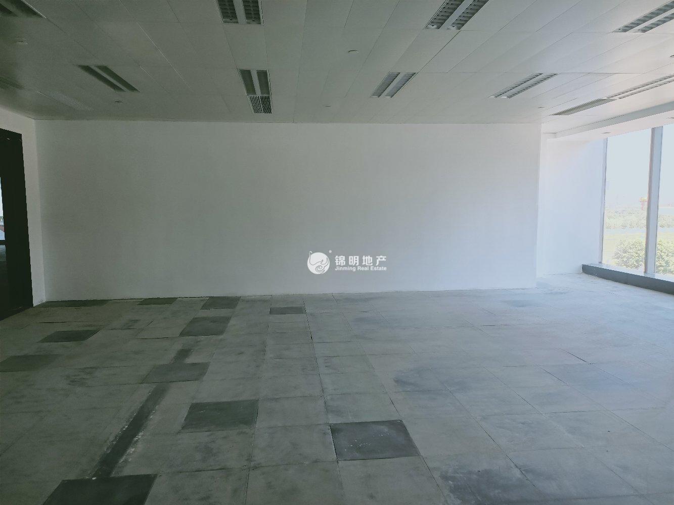 龙华上海绿地中心一期167平米写字楼出租