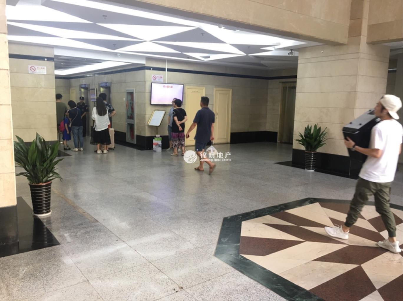 徐家汇汇嘉大厦165平米写字楼出租