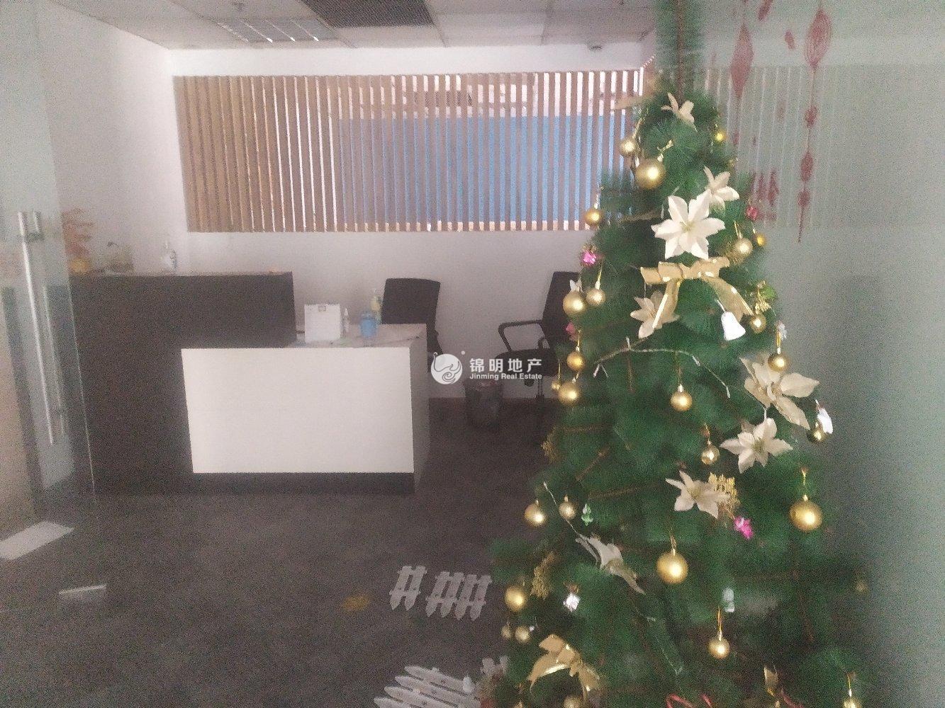 人民广场申鑫大厦107平米写字楼出租