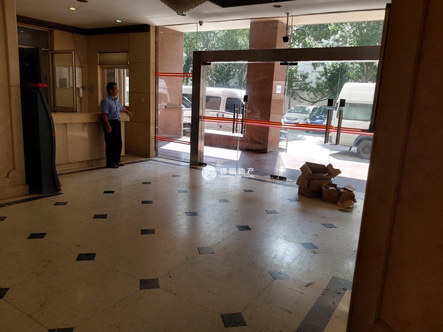 徐家汇宏汇大厦134平米写字楼出租