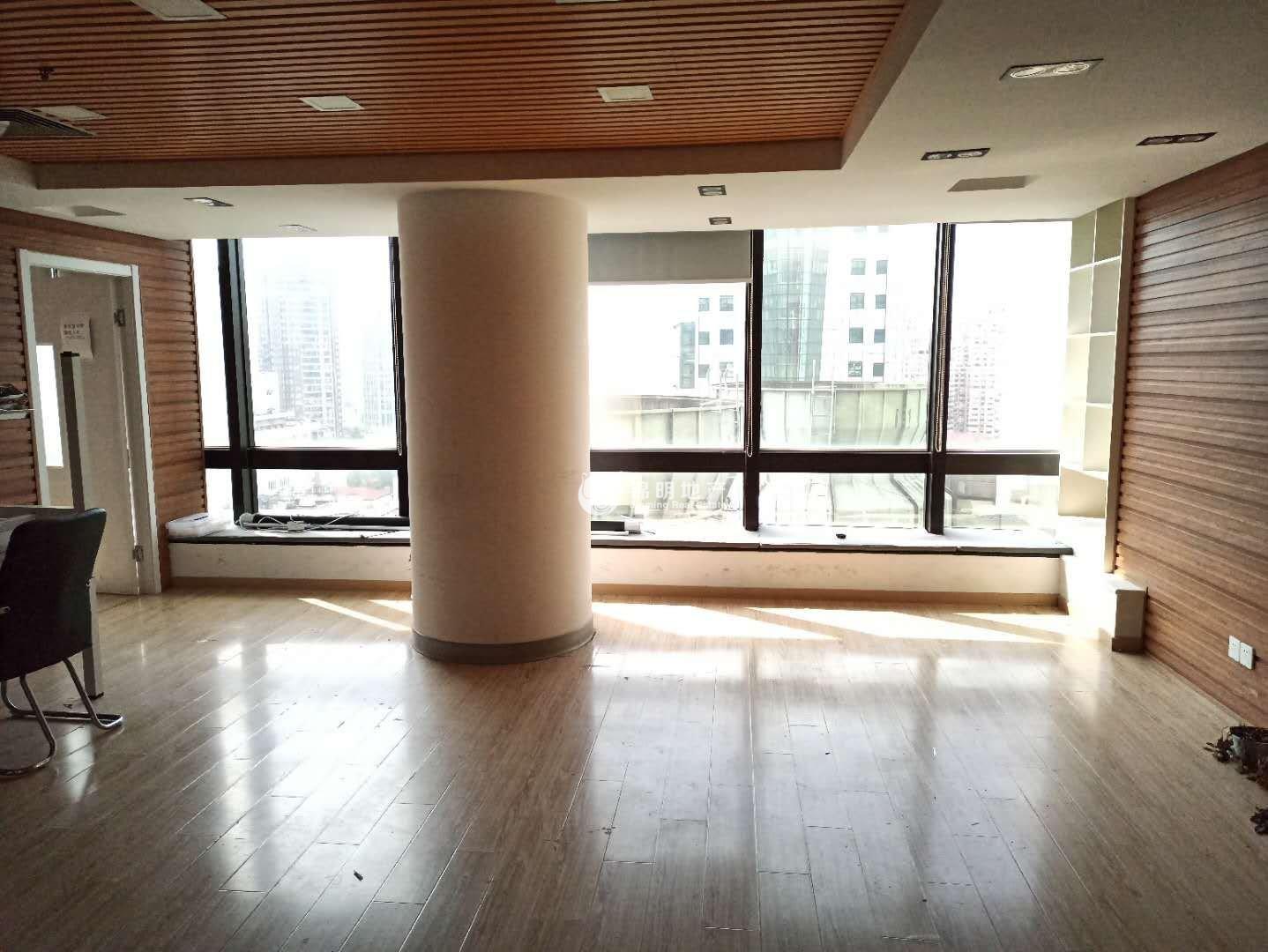 静安寺环球世界大厦117平米写字楼出租