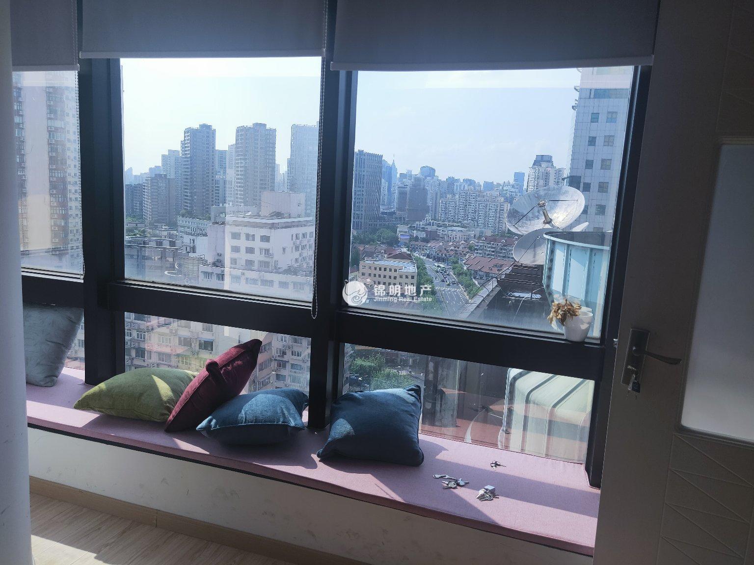 静安寺环球世界大厦117平米写字楼出租