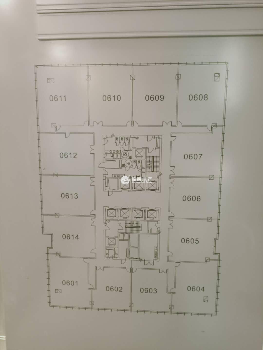 龙华上海绿地中心一期188平米写字楼出租