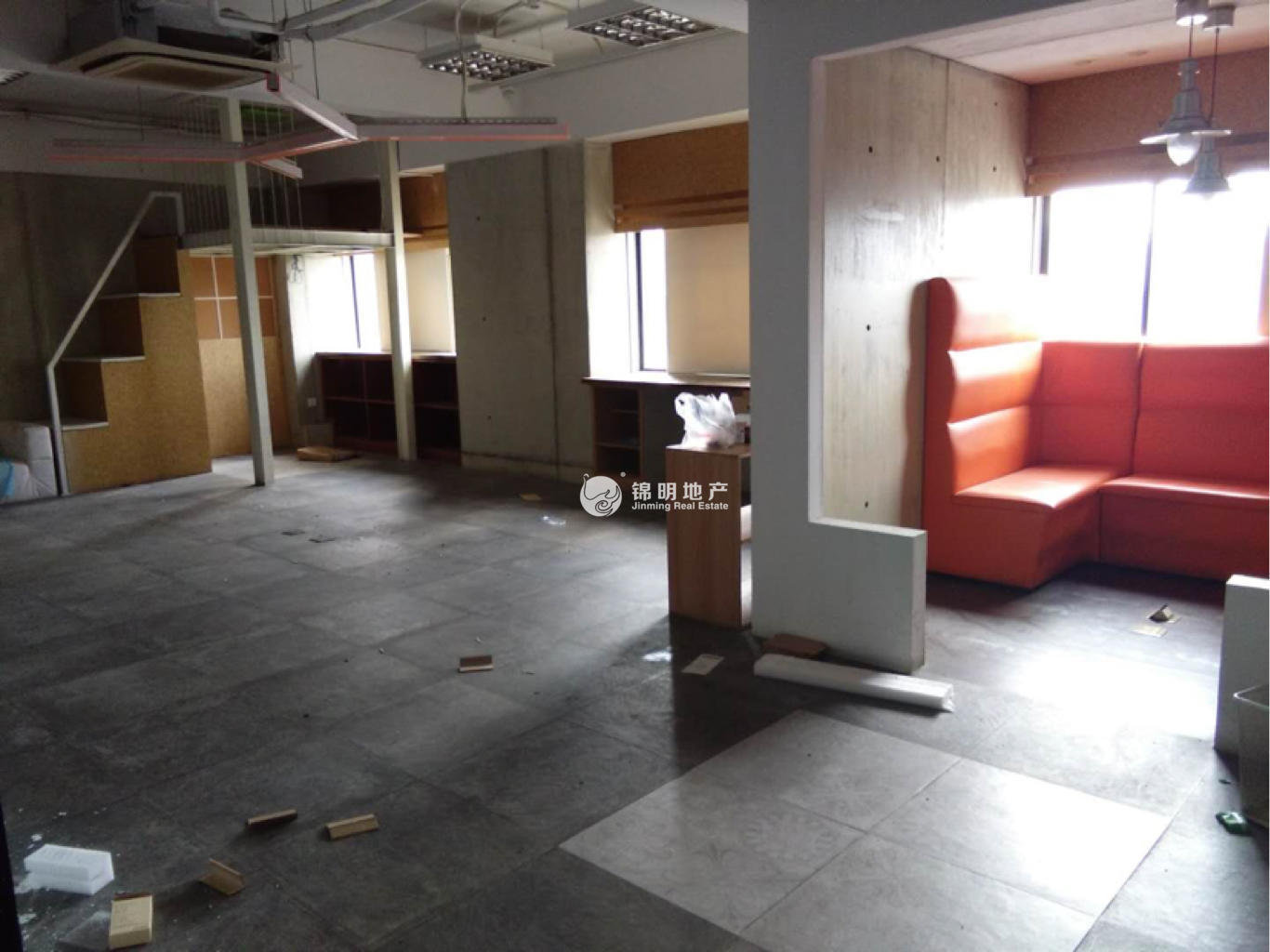 万体馆银海大楼80平米写字楼出租