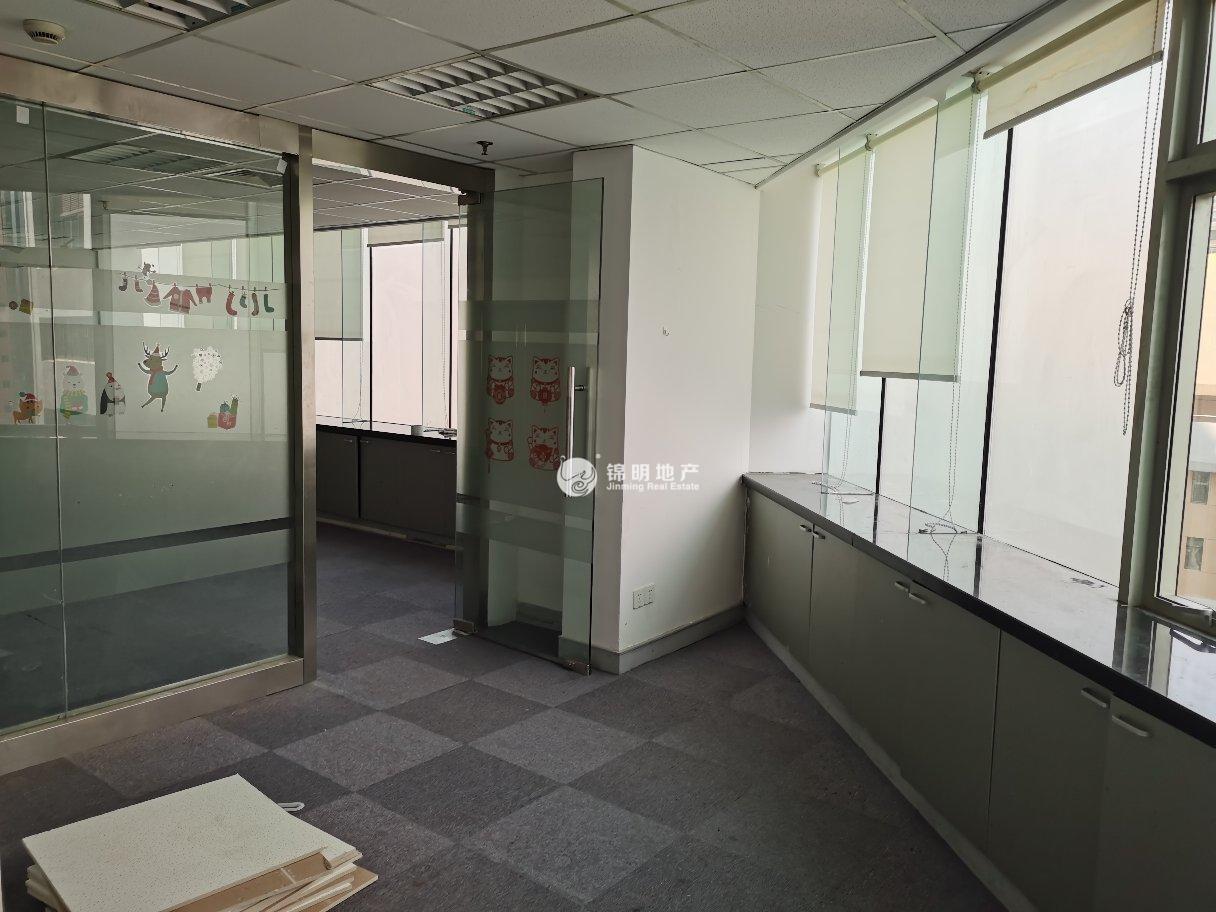 徐家汇飞雕国际大厦106平米写字楼出租