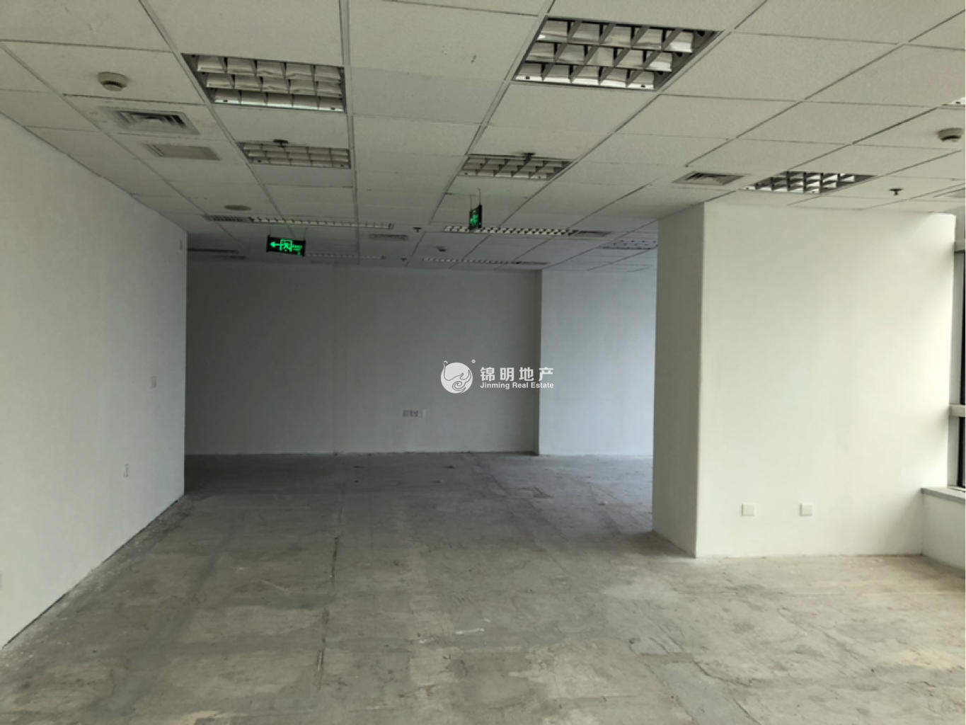 南京西路仲益大厦121平米写字楼出租