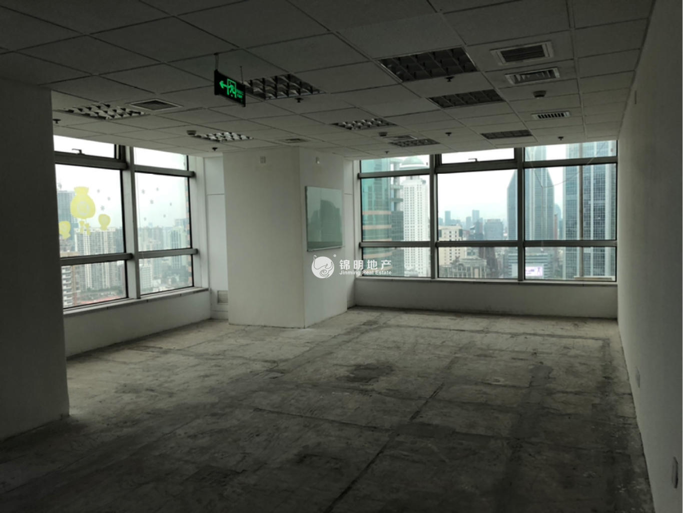 南京西路仲益大厦121平米写字楼出租