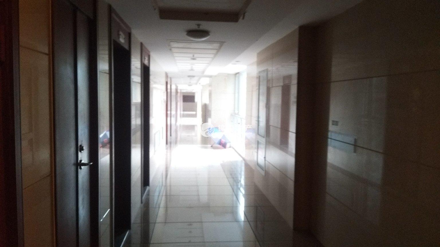 临平路飘鹰世纪大厦70平米写字楼出租