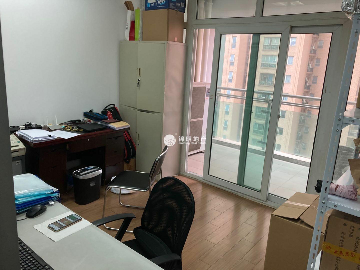 临平路飘鹰世纪大厦70平米写字楼出租