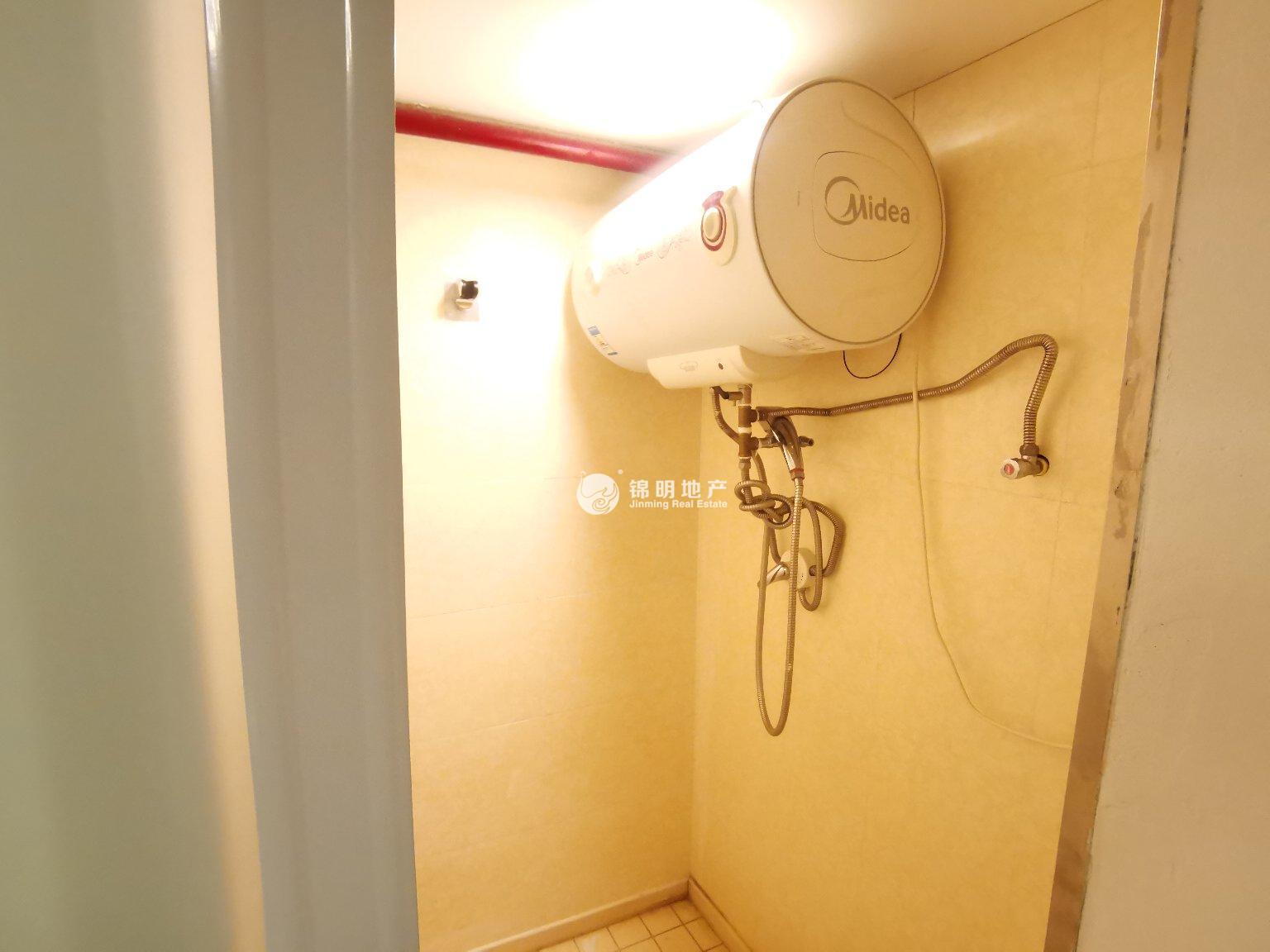 西藏北路金赢108创意广场63平米写字楼出租