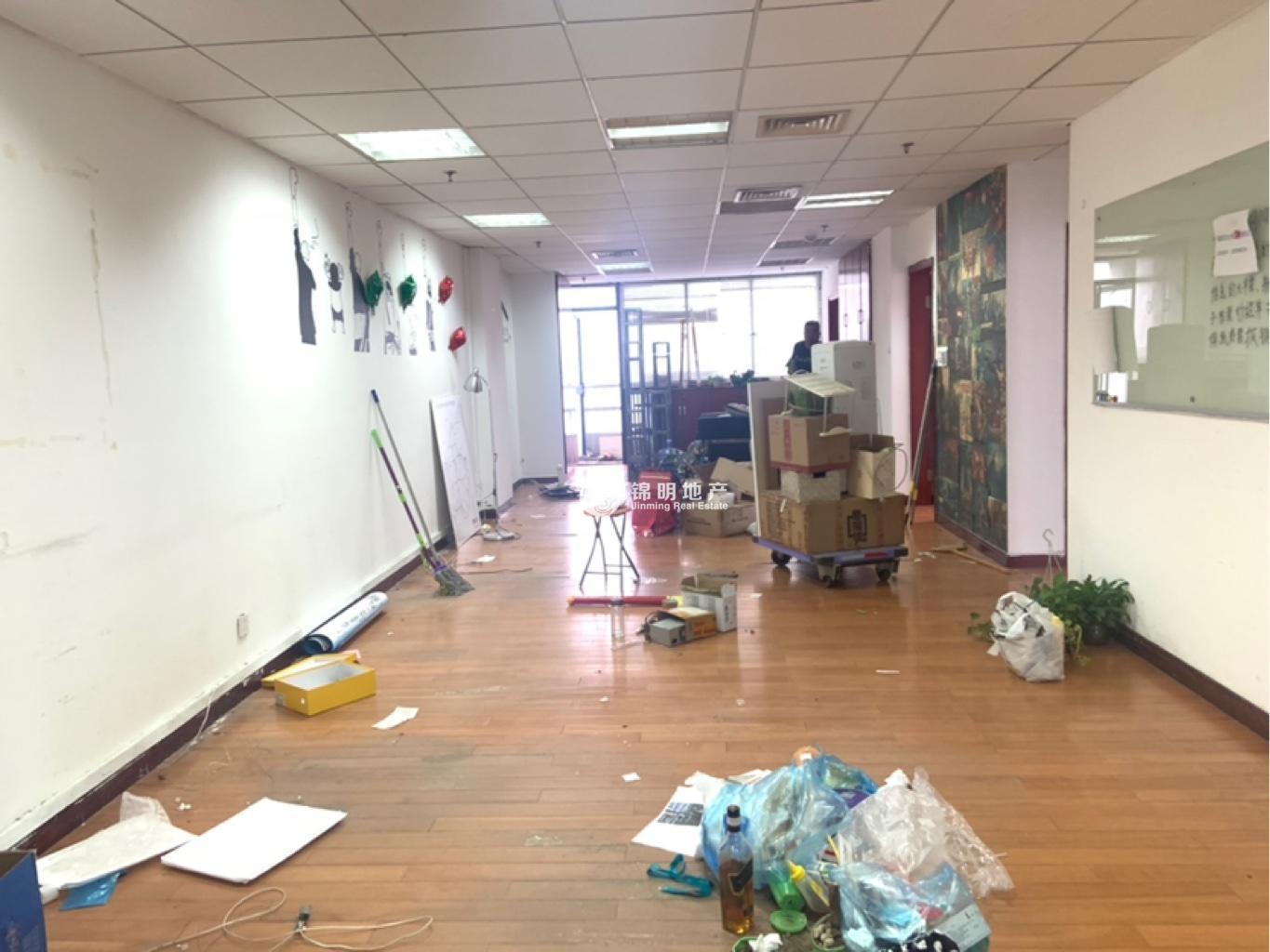 长寿路悦达国际大厦143平米写字楼出租