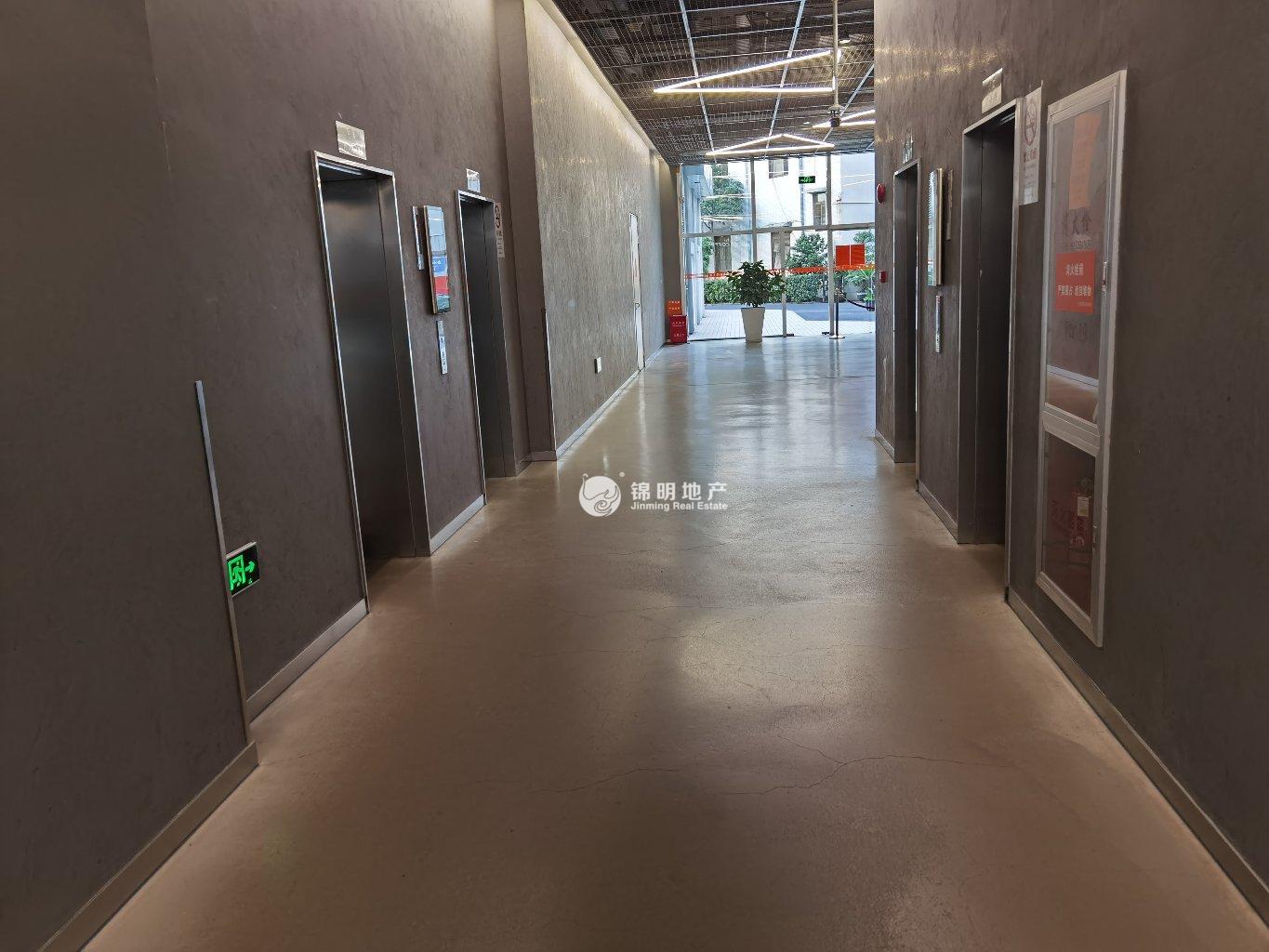 四川北路海泰时代大厦74平米写字楼出租