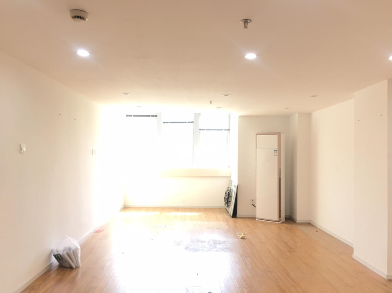 七宝万科七宝国际58平米写字楼出租