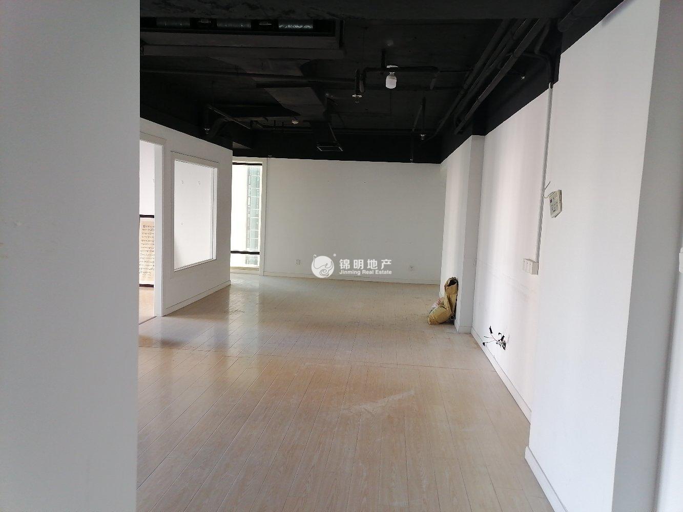 漕河泾光大会展中心140平米写字楼出租