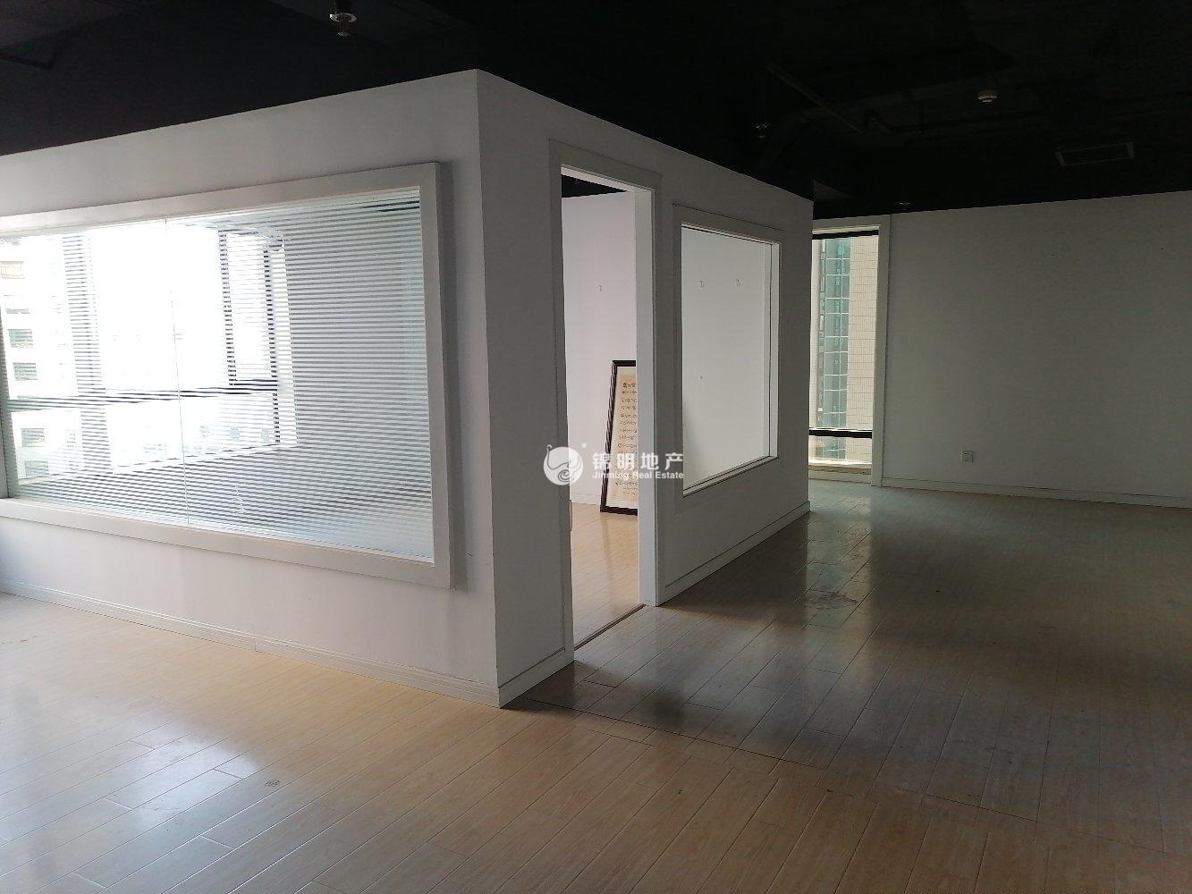 漕河泾光大会展中心140平米写字楼出租