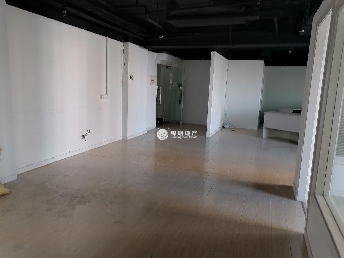 漕河泾光大会展中心140平米写字楼出租