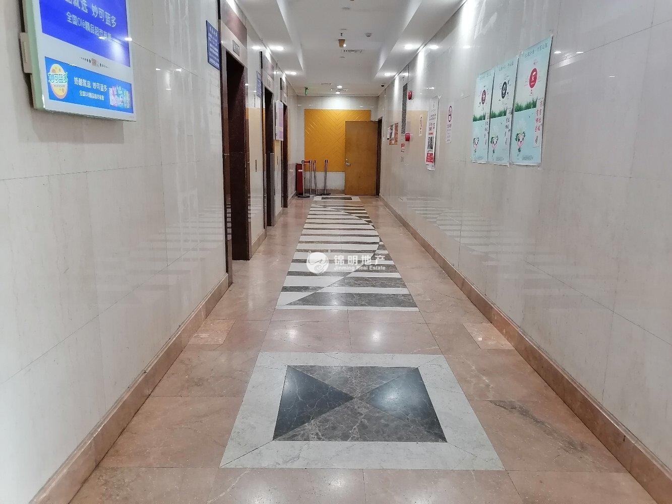 漕河泾光大会展中心140平米写字楼出租