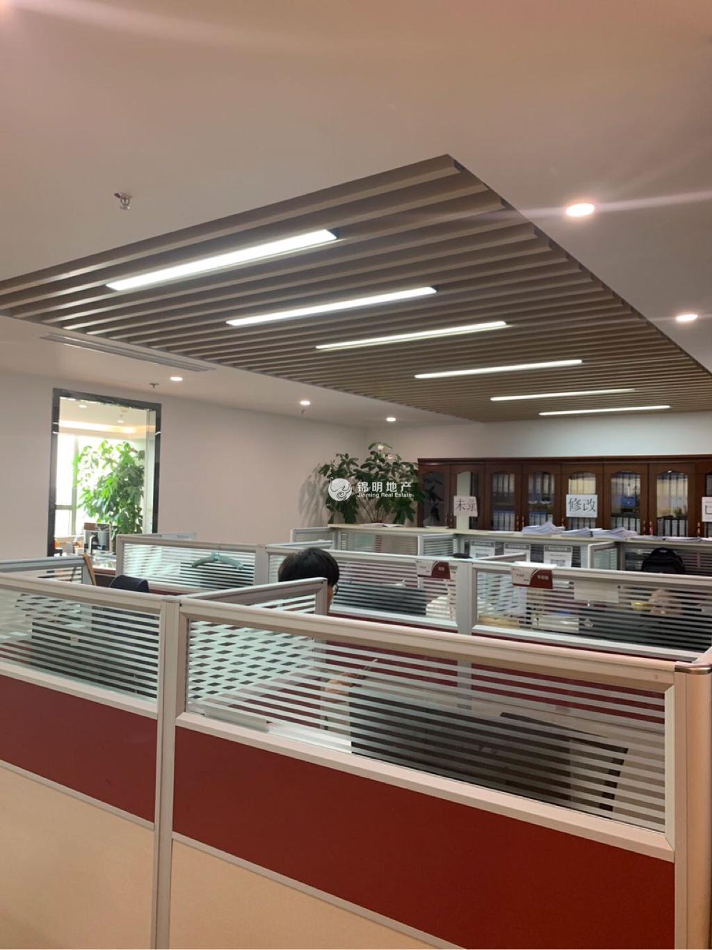 徐家汇兆丰环球大厦175平米写字楼出租