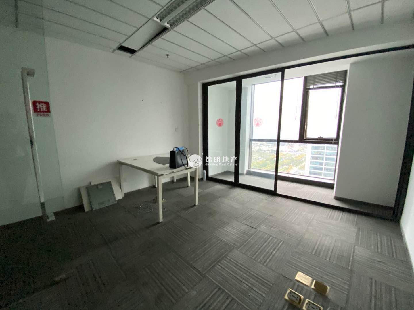 龙华绿地汇中心120平米写字楼出租