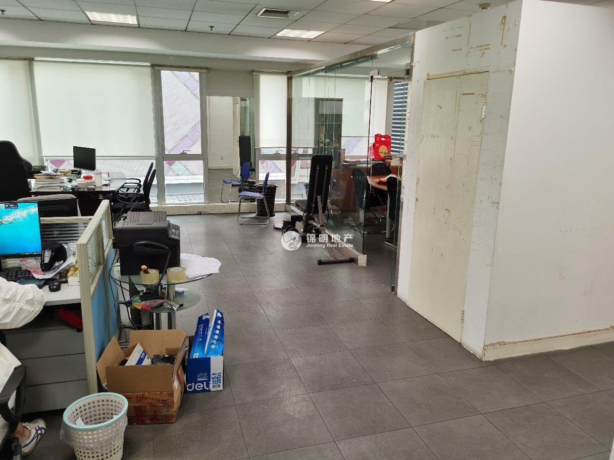 长寿路财富时代大厦126平米写字楼出租