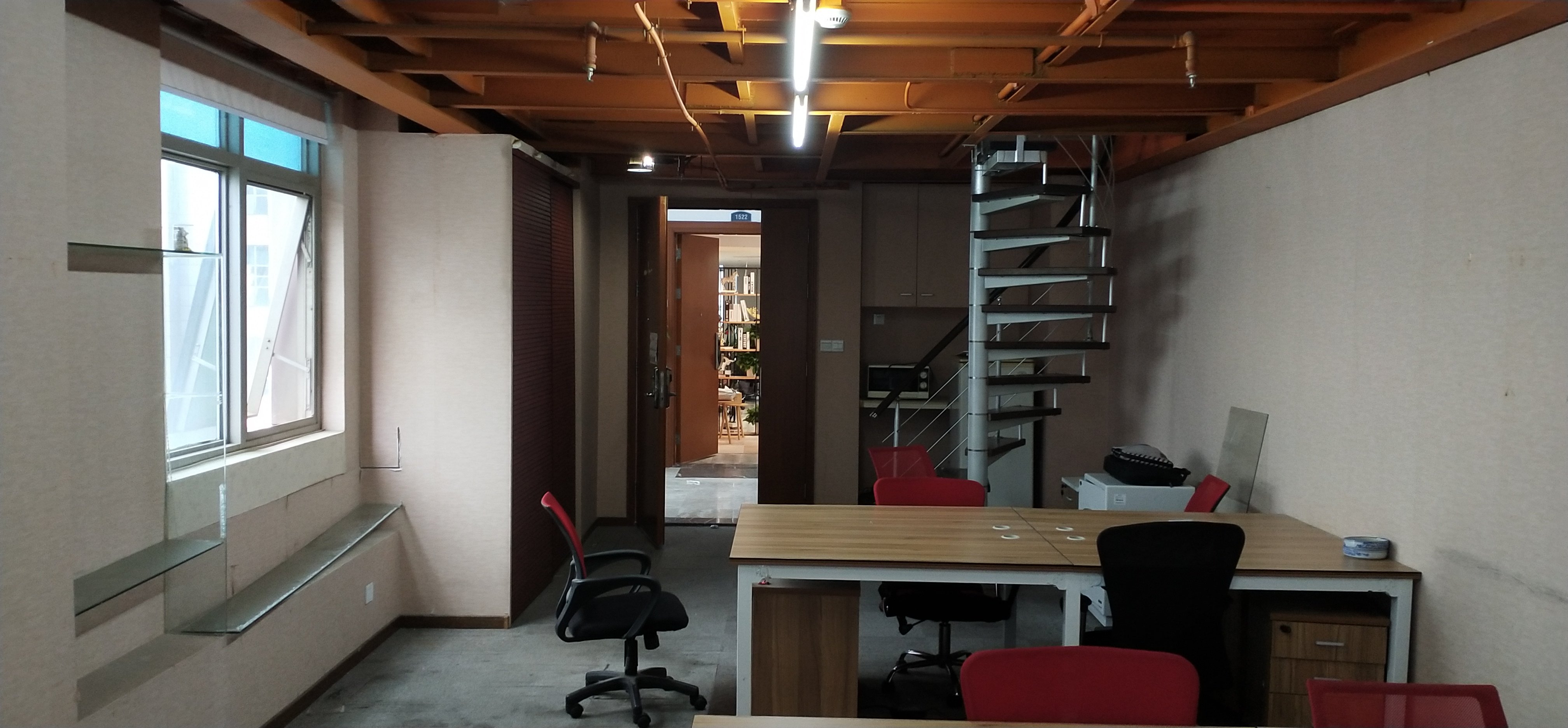 西藏北路金赢108创意广场68平米写字楼出租