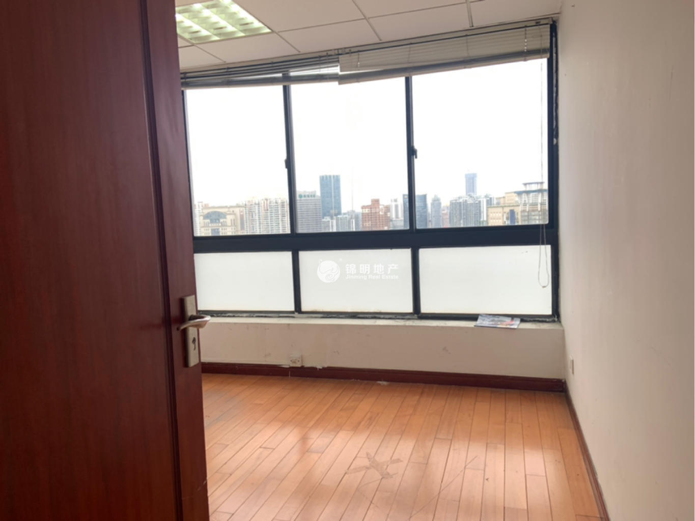 长寿路悦达国际大厦143平米写字楼出租