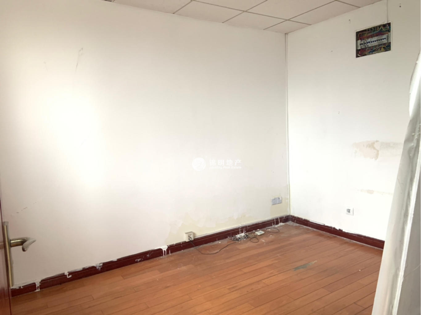 长寿路悦达国际大厦143平米写字楼出租