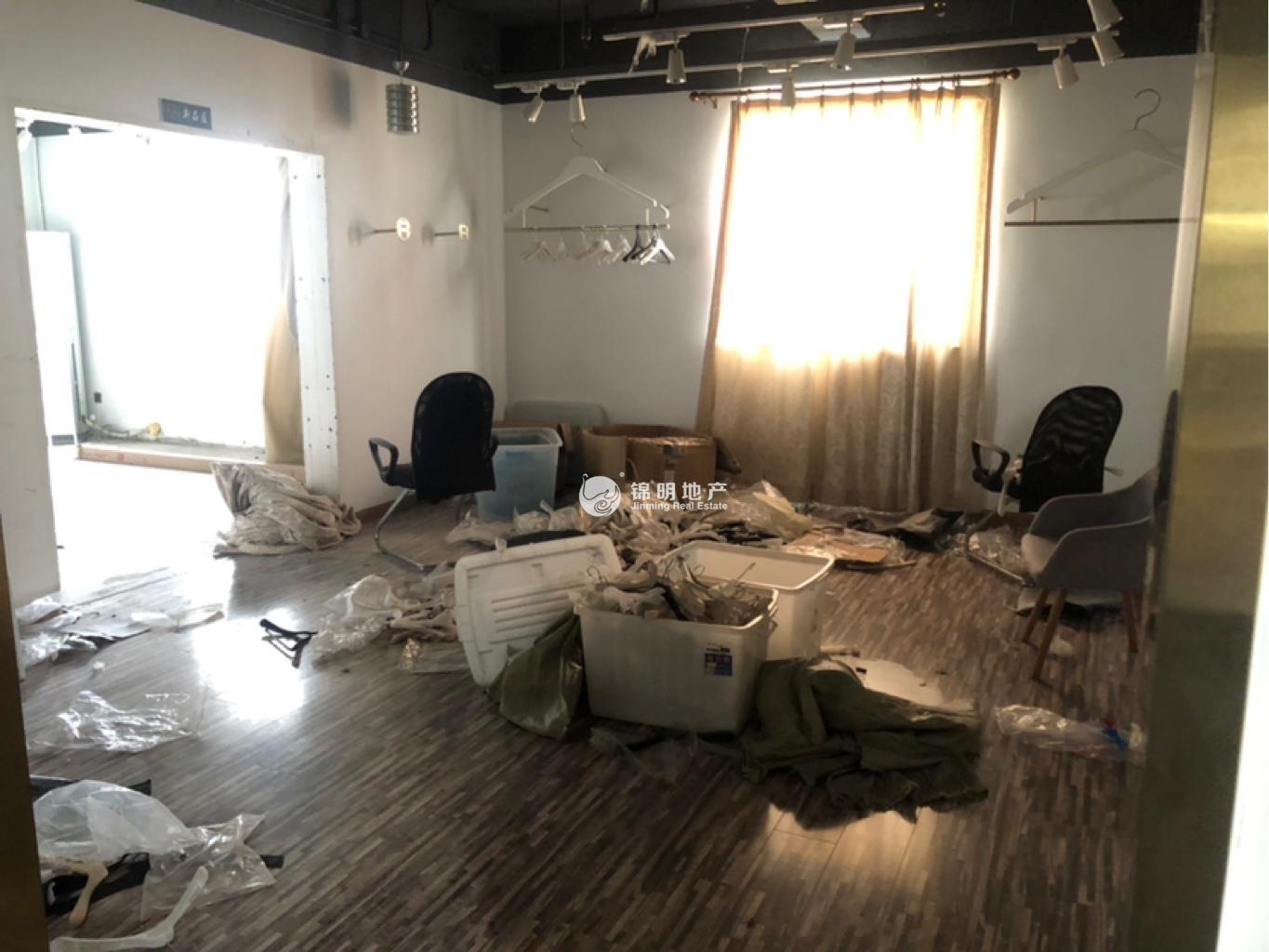 打浦桥裕兴大厦171平米写字楼出租