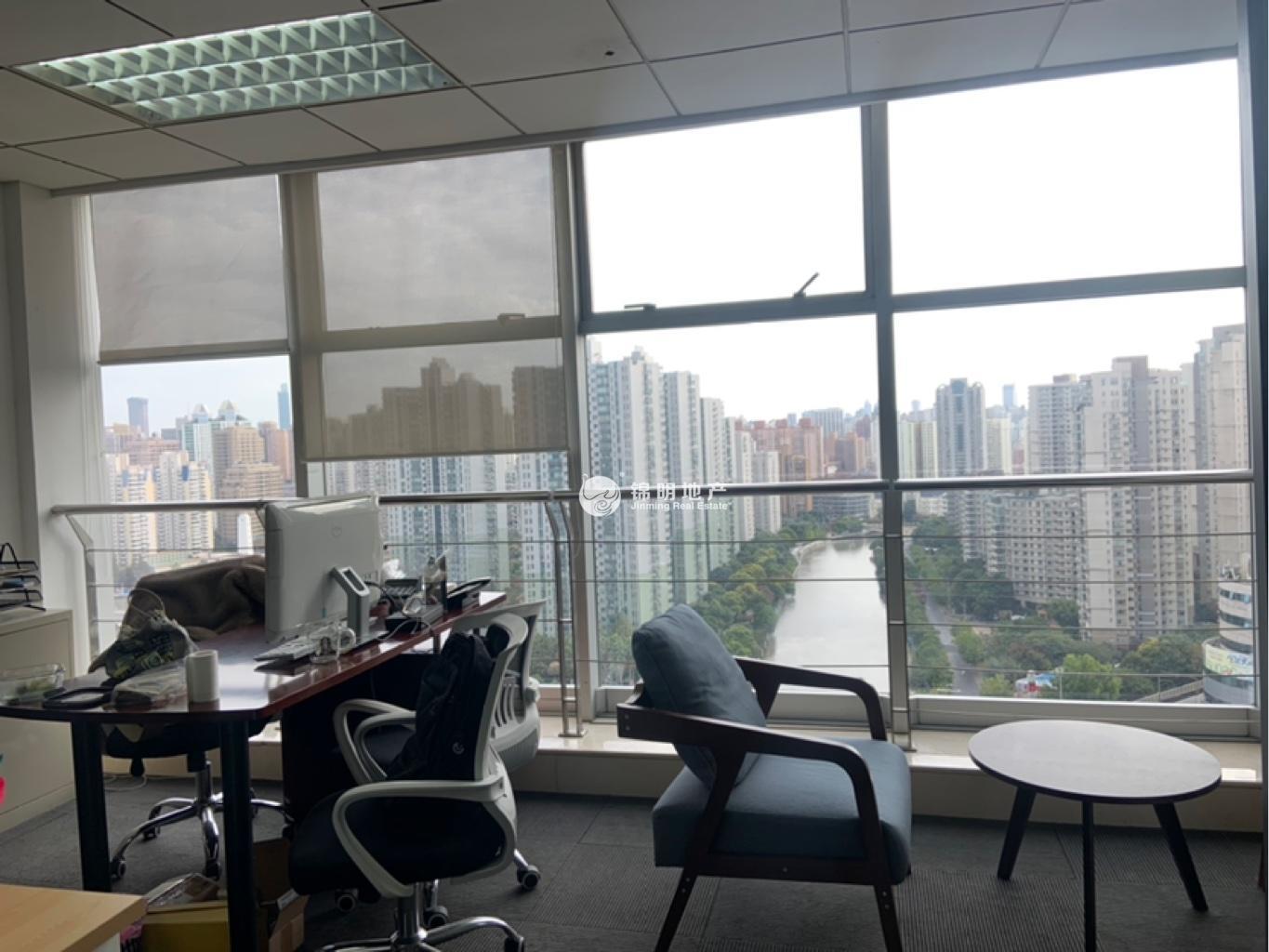 光新飞洲时代大厦106平米写字楼出租