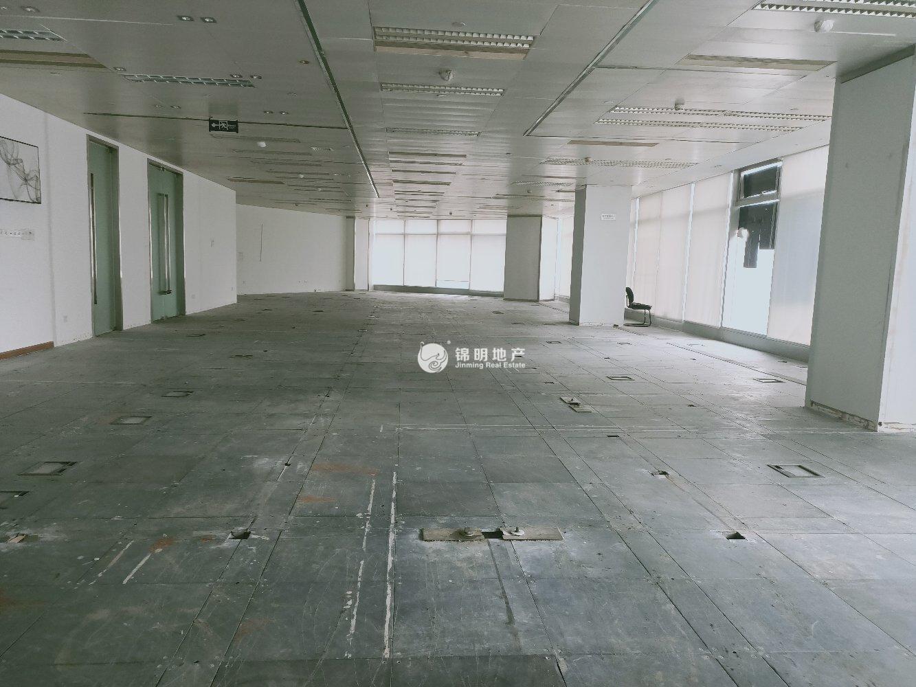 世博滨江绿地海外滩232平米写字楼出租